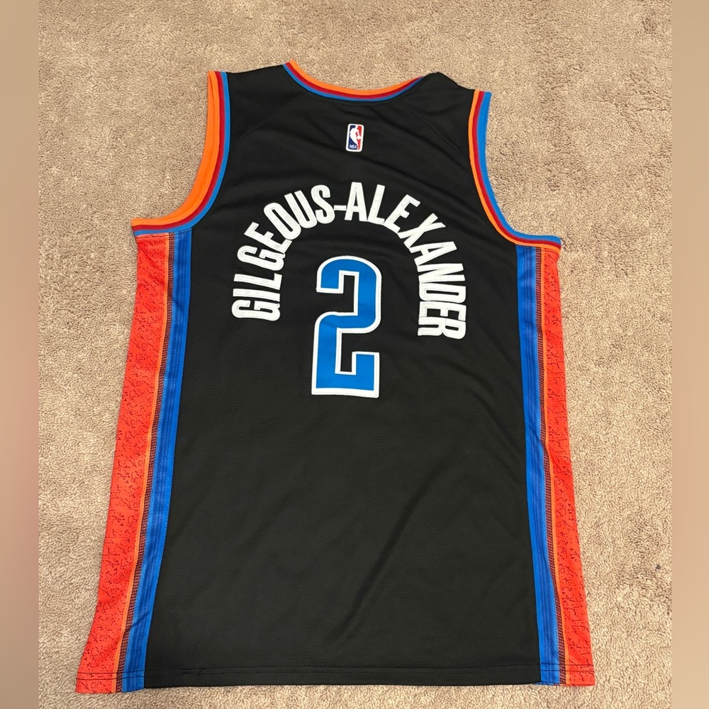 Shai Gilgeous-Alexander Oklahoma City Thunder Jersey - Picture 2 of 5